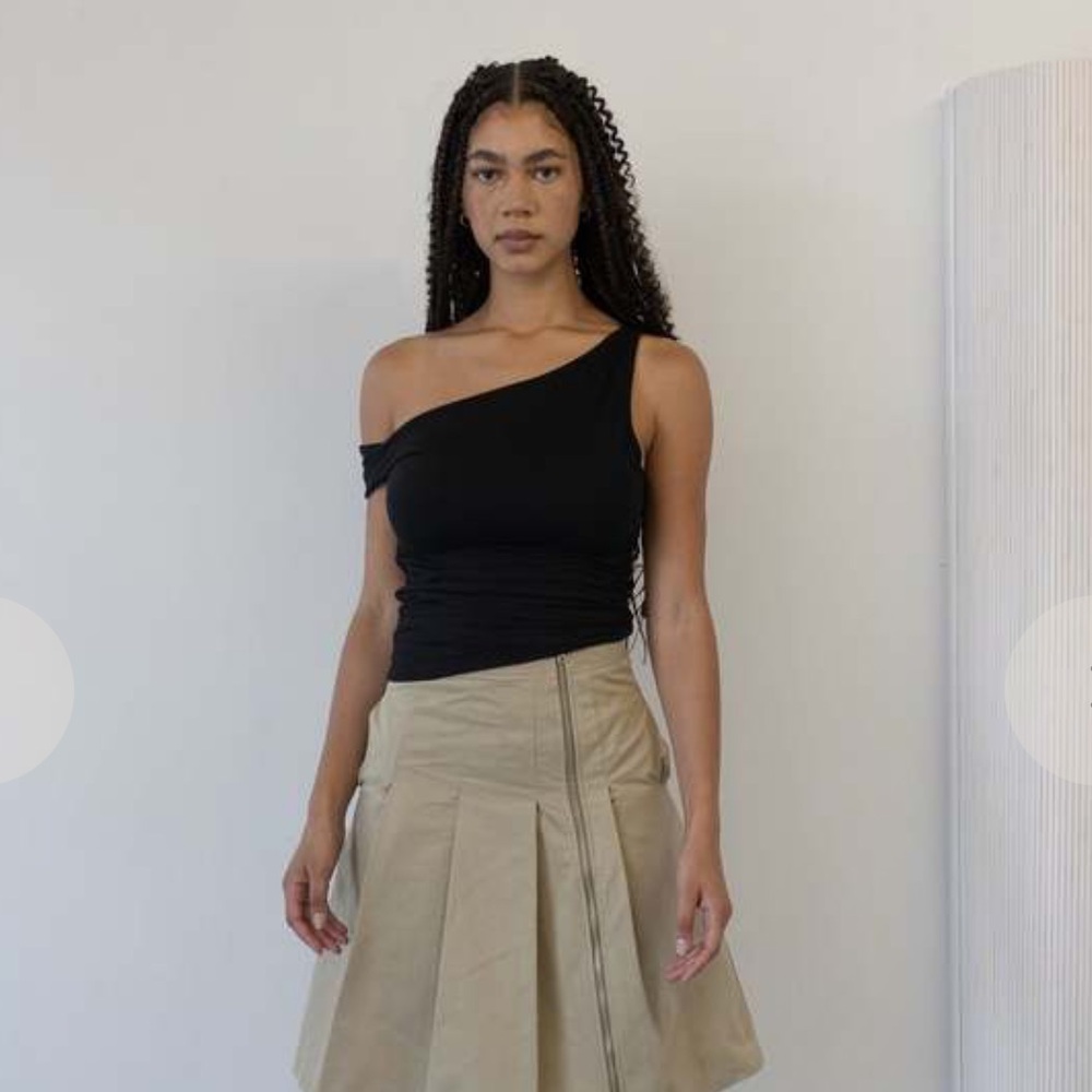 Brand New Geel Reed Top Small